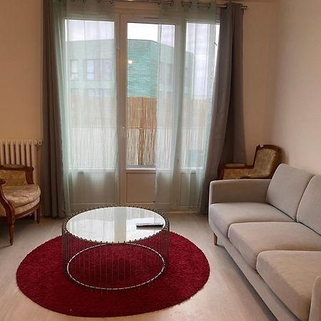 Appartement De 3 Chambres Ris-Orangis Экстерьер фото